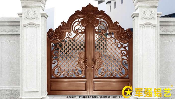 鋁藝別墅庭院門(mén)和鐵藝別墅庭院門(mén)的優(yōu)勢(shì)PK